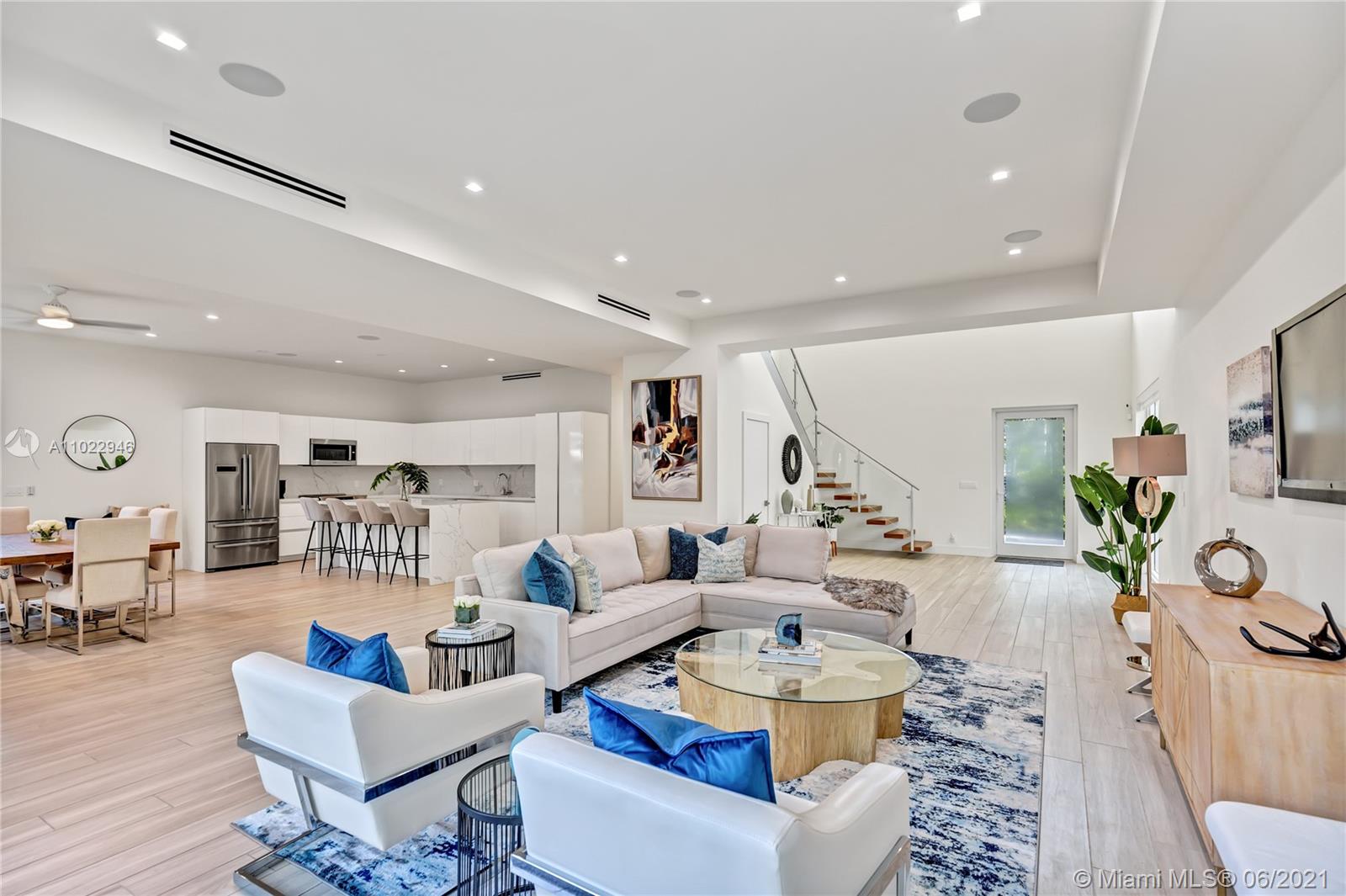 3375 Oak Ave Miami, FL 33133