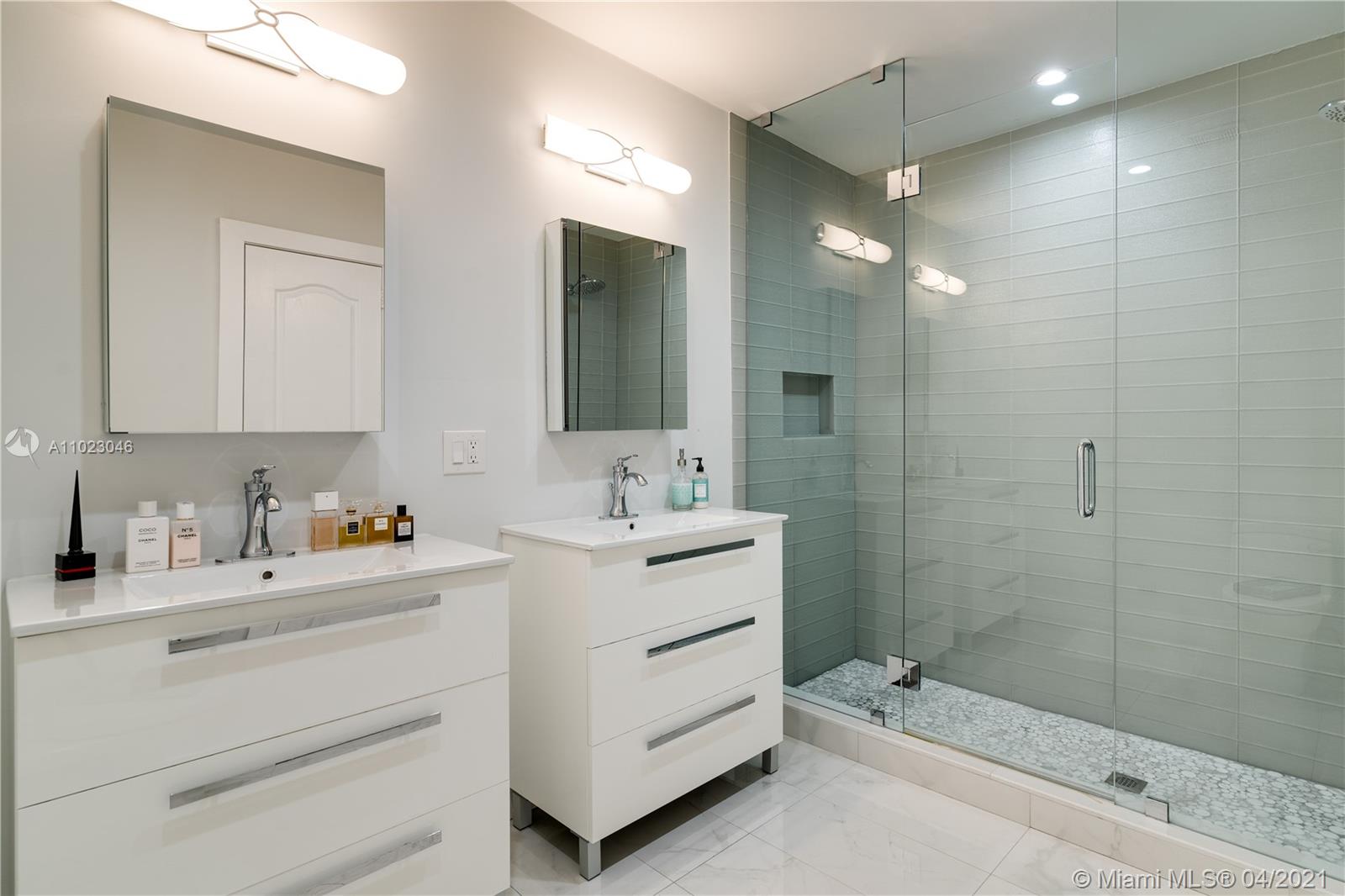 178 S Shore Dr S Coconut Grove, FL 33133