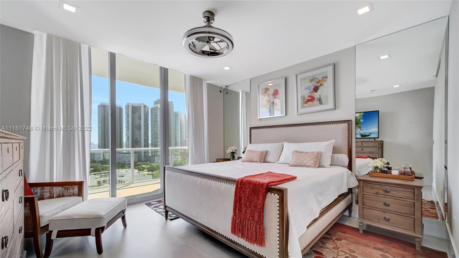 image Midtown 211