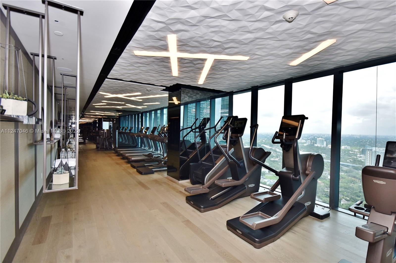 image Echo Brickell25