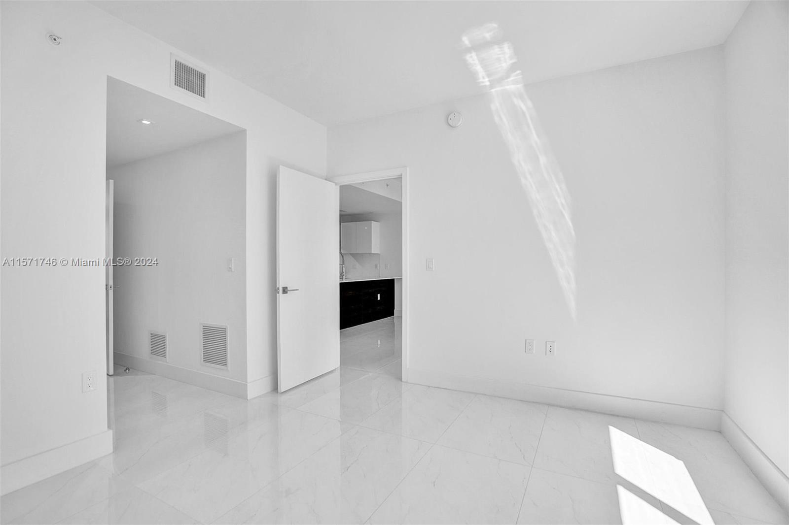 image Merrick Manor17