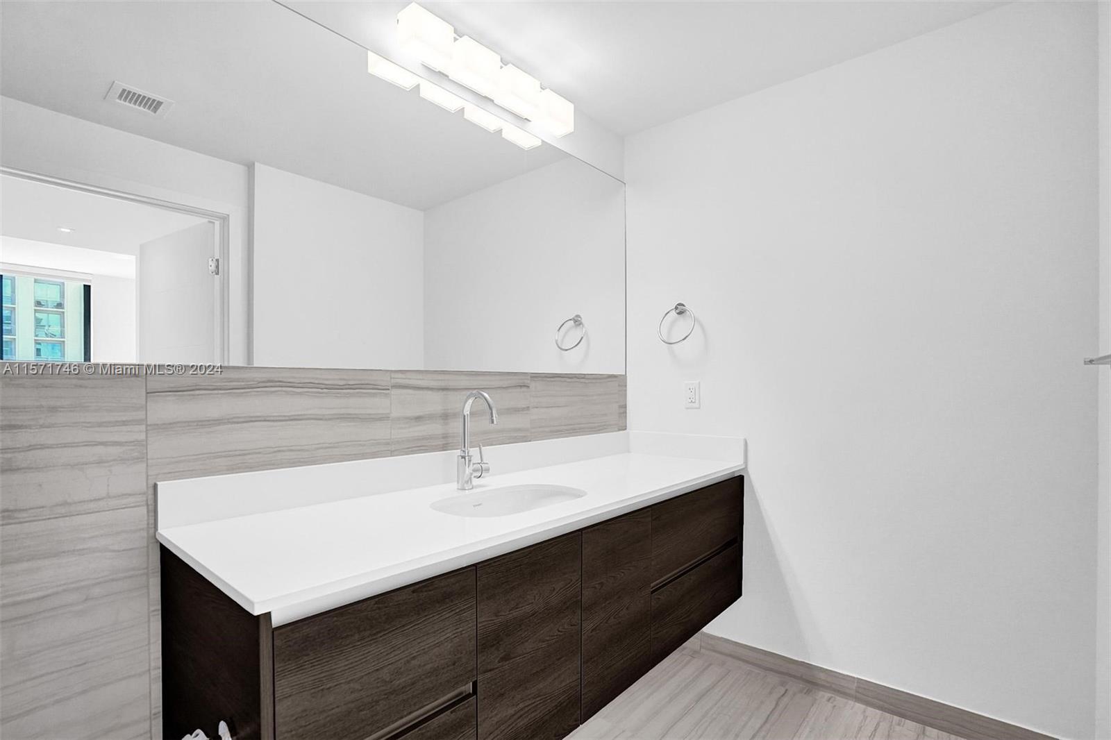 image Merrick Manor20