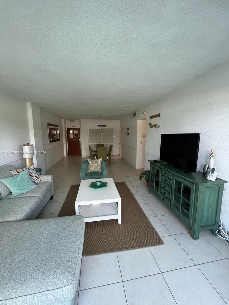 3901 S Ocean Dr #3A Hollywood, FL 33019