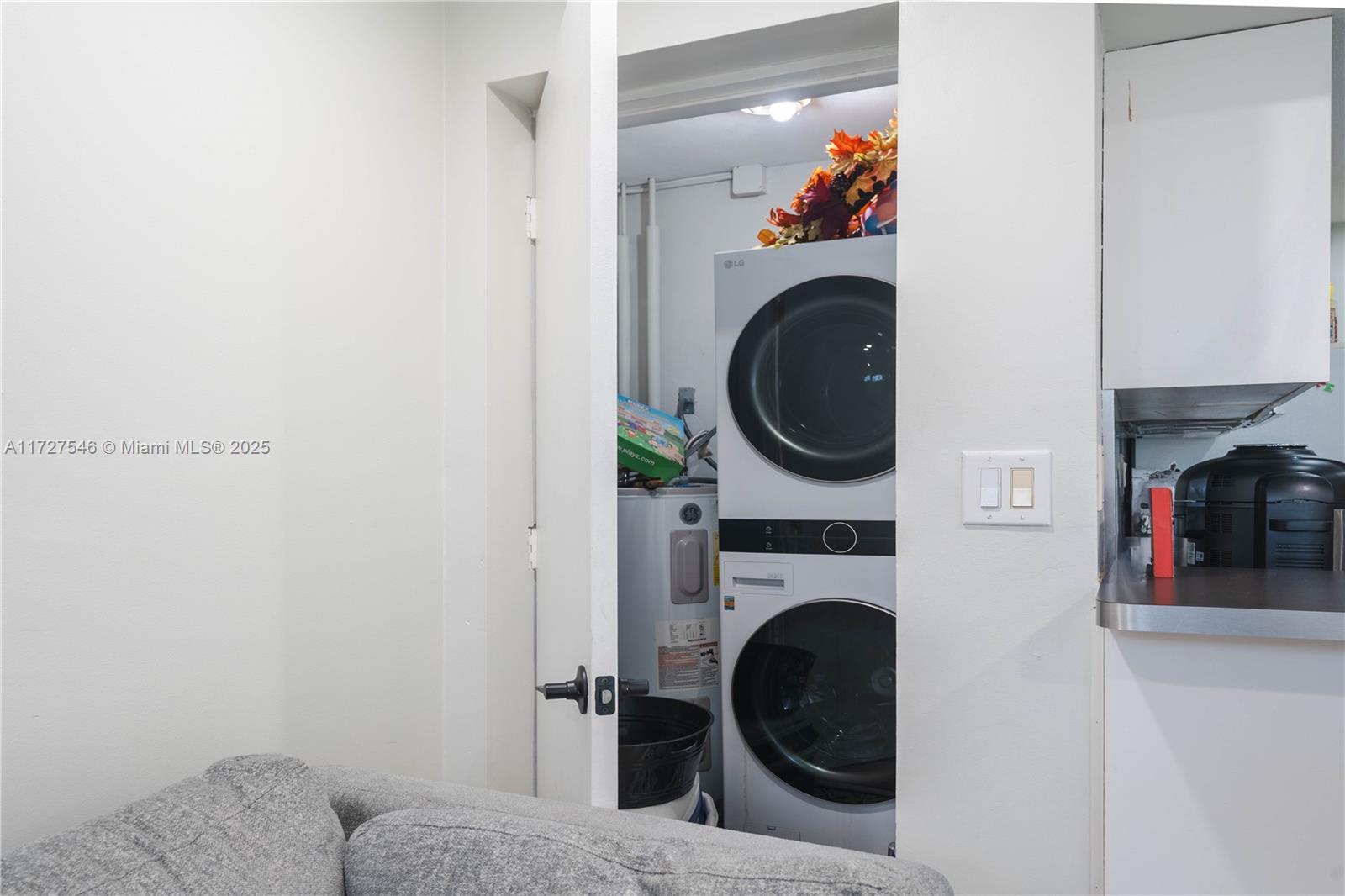 5402 NW 25th Ter,Tamarac, FL 33309