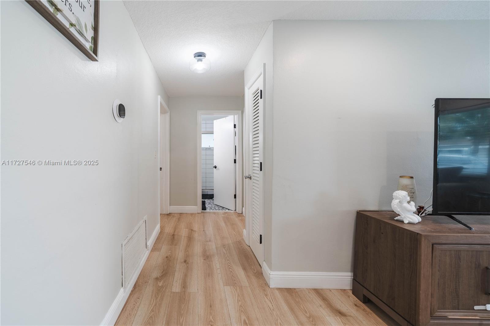 5402 NW 25th Ter,Tamarac, FL 33309