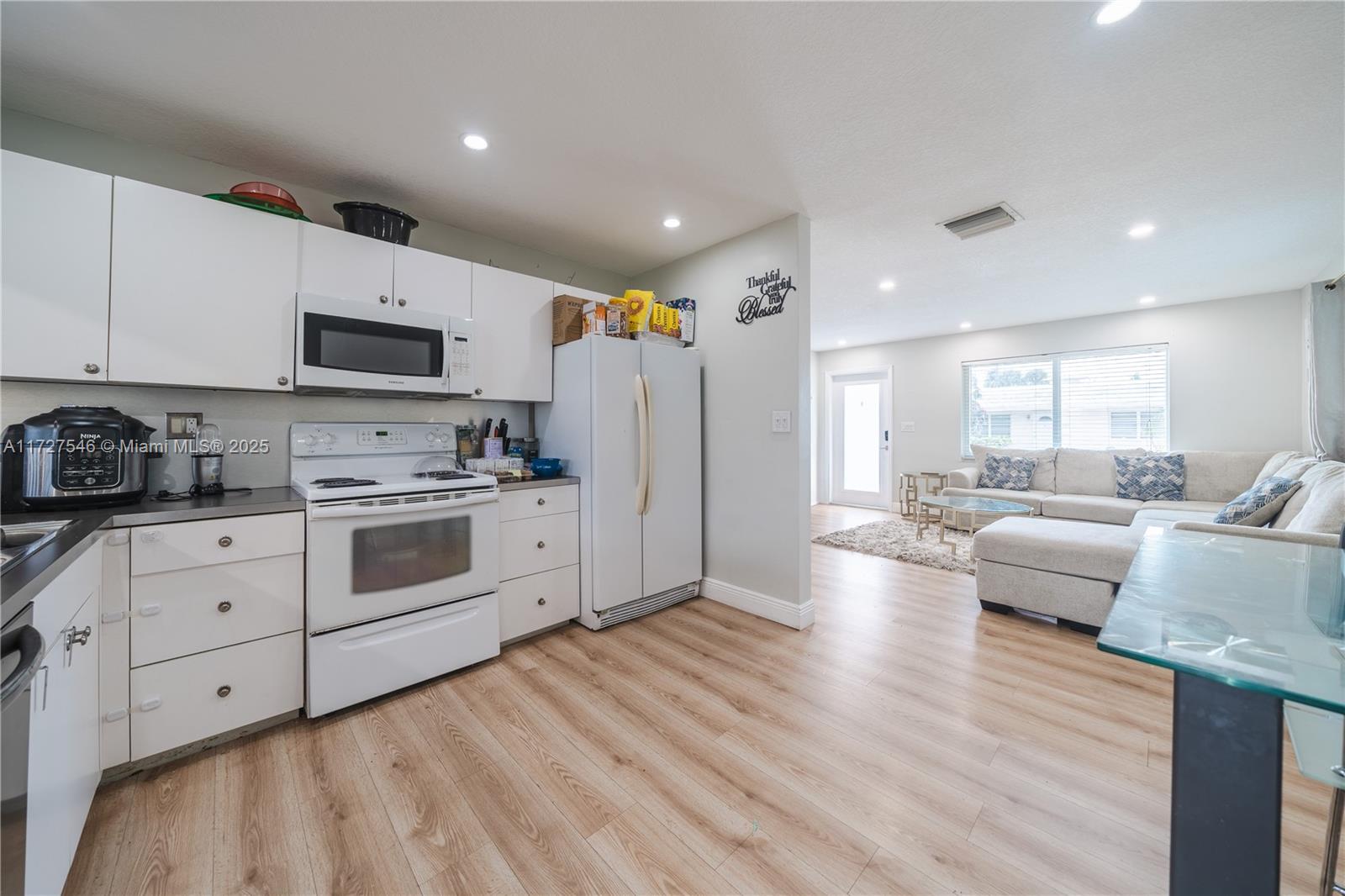 5402 NW 25th Ter,Tamarac, FL 33309