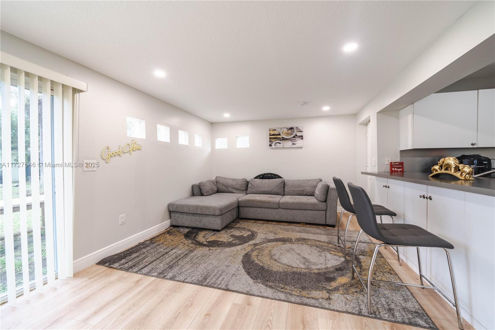 5402 NW 25th Ter,Tamarac, FL 33309