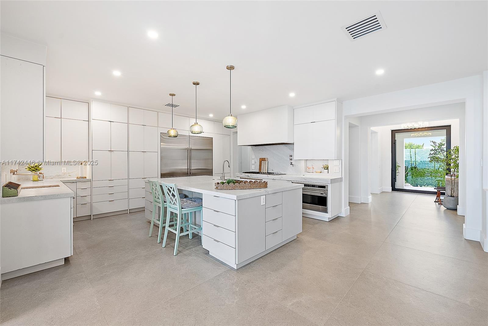 22 Ocean Dr Jupiter Inlet Colony, FL 33469