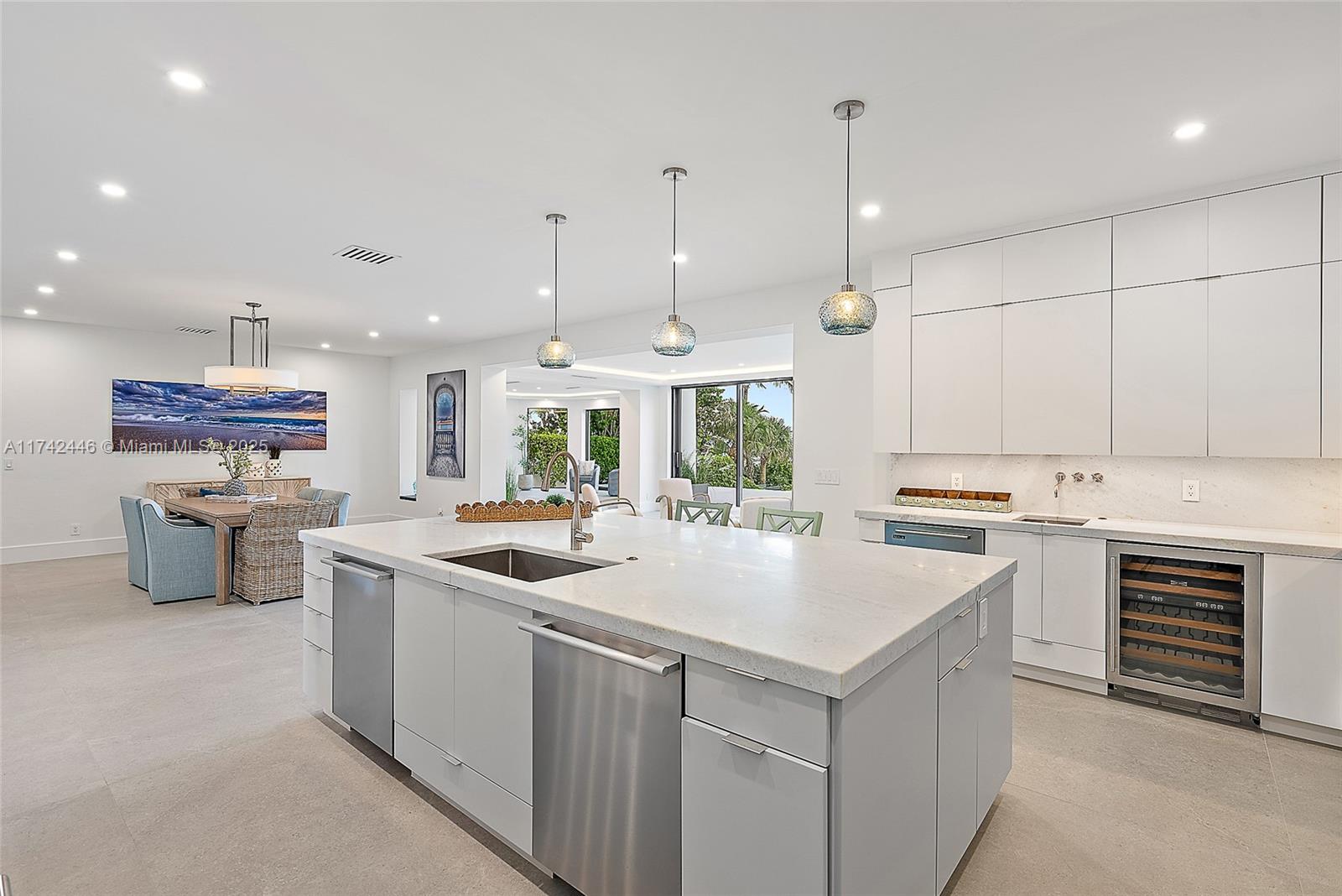 22 Ocean Dr Jupiter Inlet Colony, FL 33469