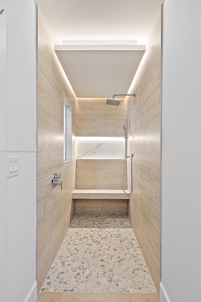 22 Ocean Dr Jupiter Inlet Colony, FL 33469