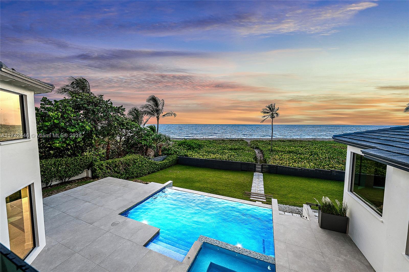 22 Ocean Dr Jupiter Inlet Colony, FL 33469