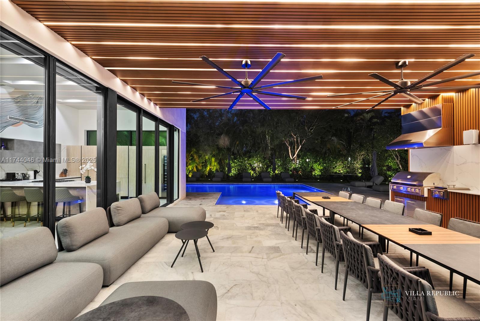 1941 NE 196th Ter Miami, FL 33179