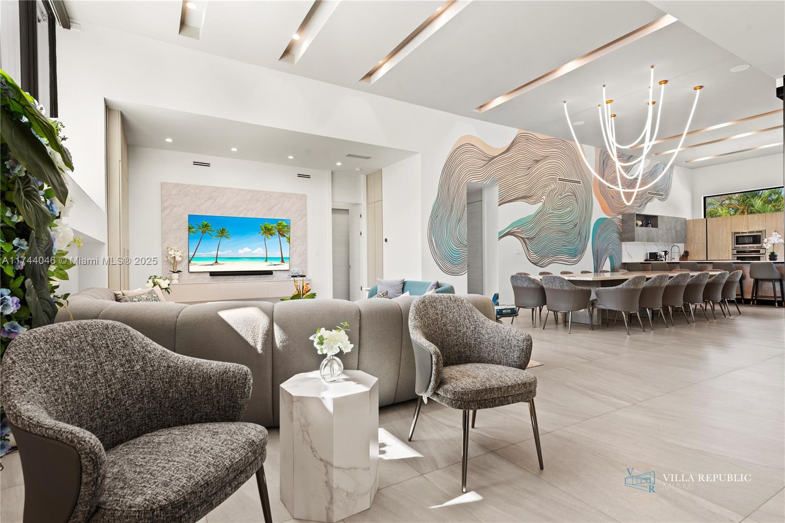 1941 NE 196th Ter Miami, FL 33179