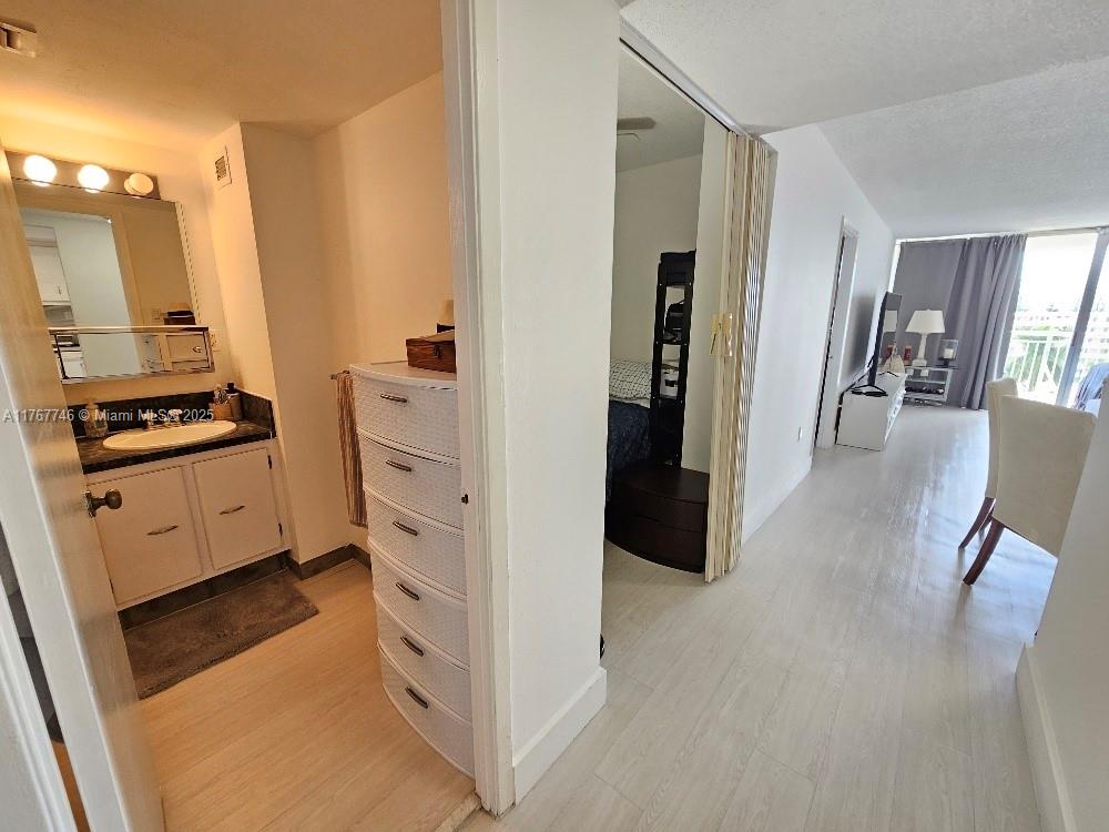 image Plaza Del Prado5