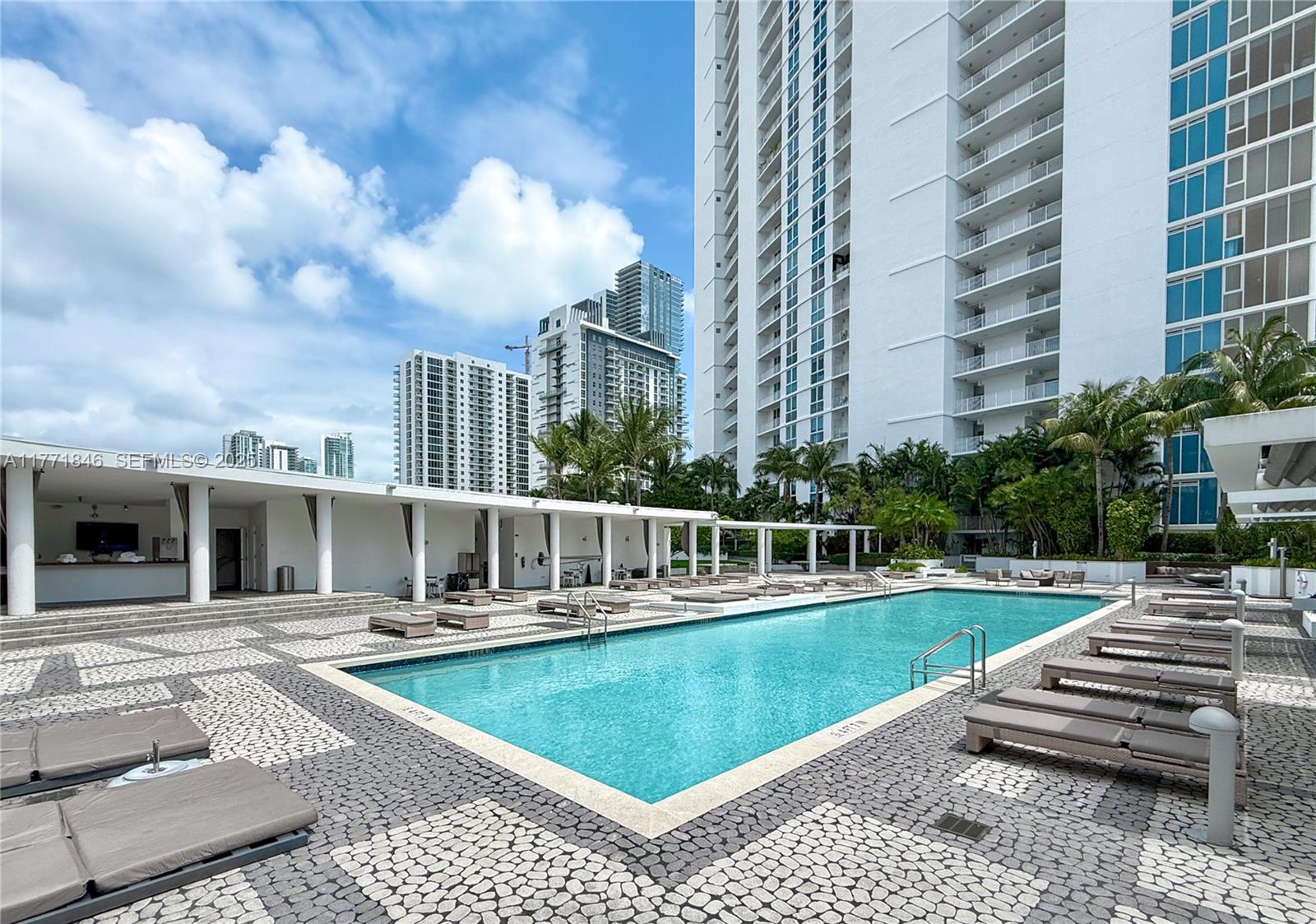 image Paramount Bay Condo39