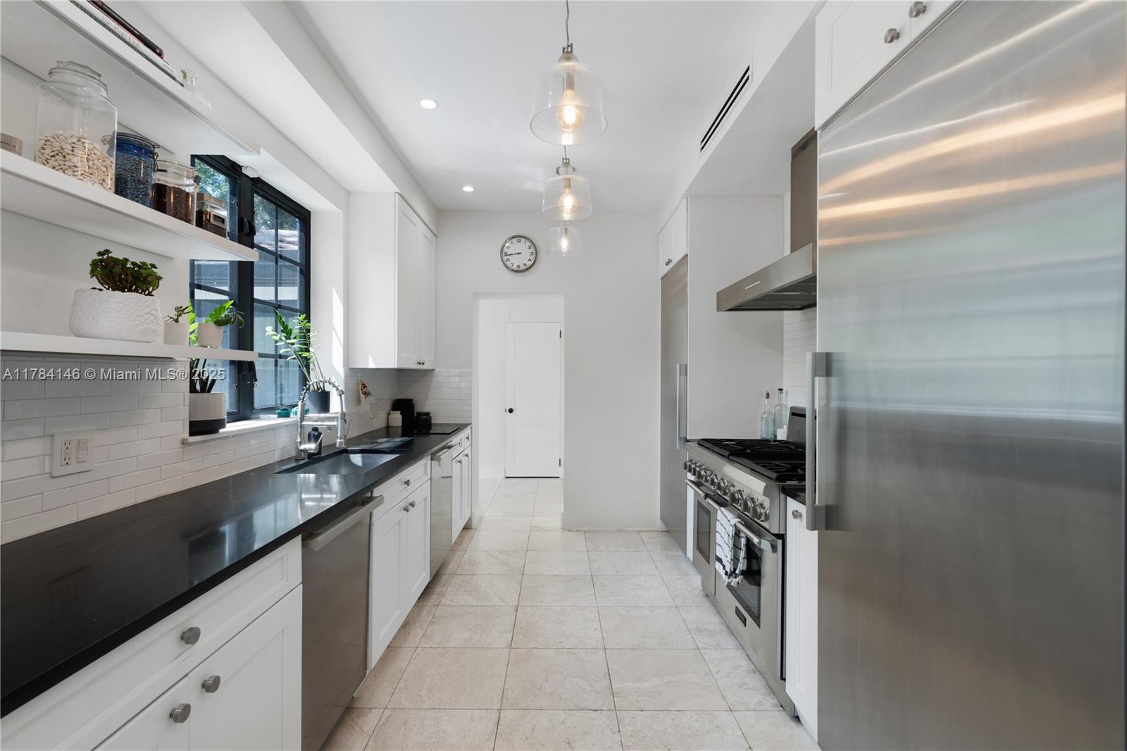 100 E Dilido Dr Miami Beach, FL 33139