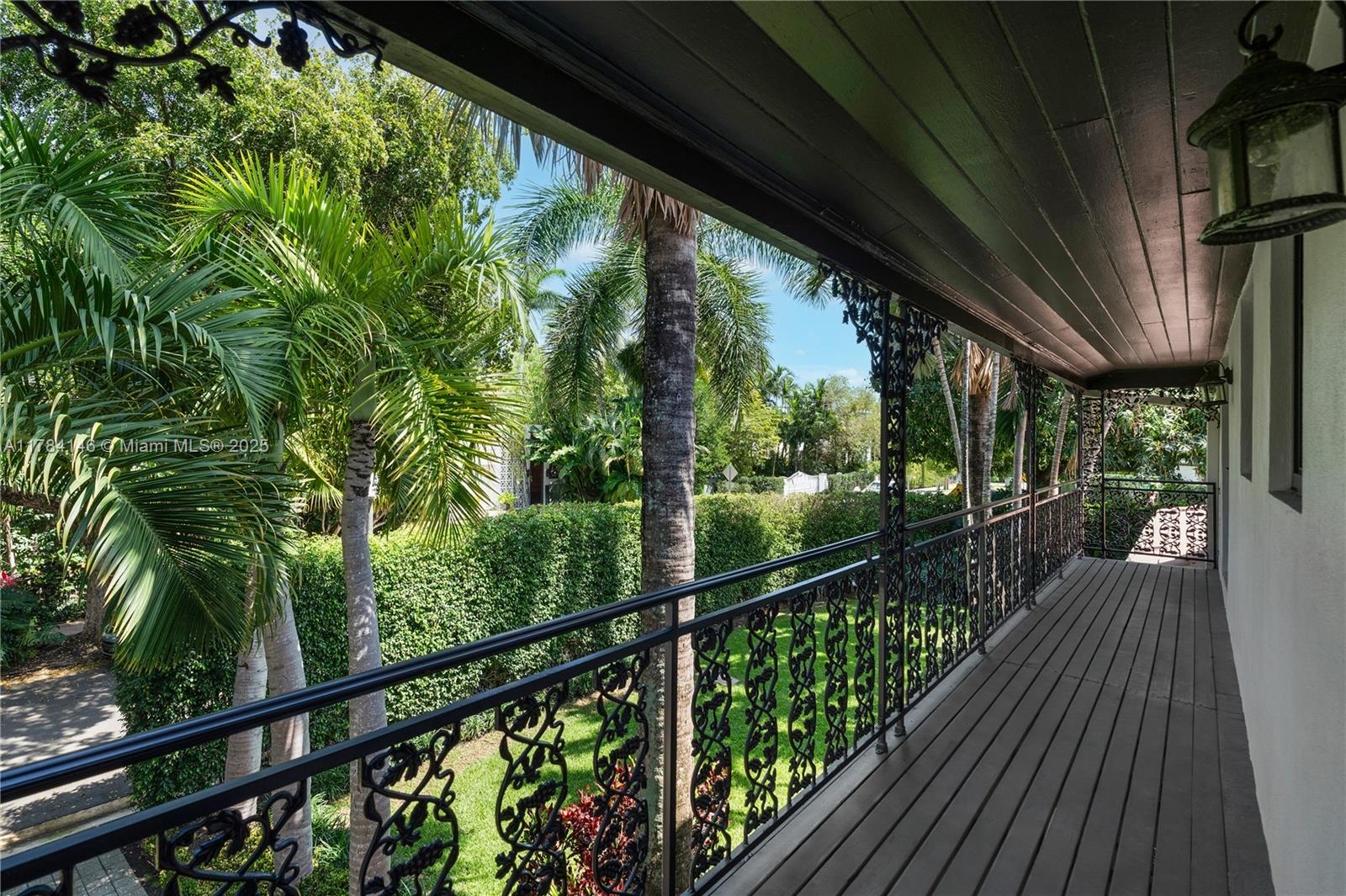 100 E Dilido Dr Miami Beach, FL 33139