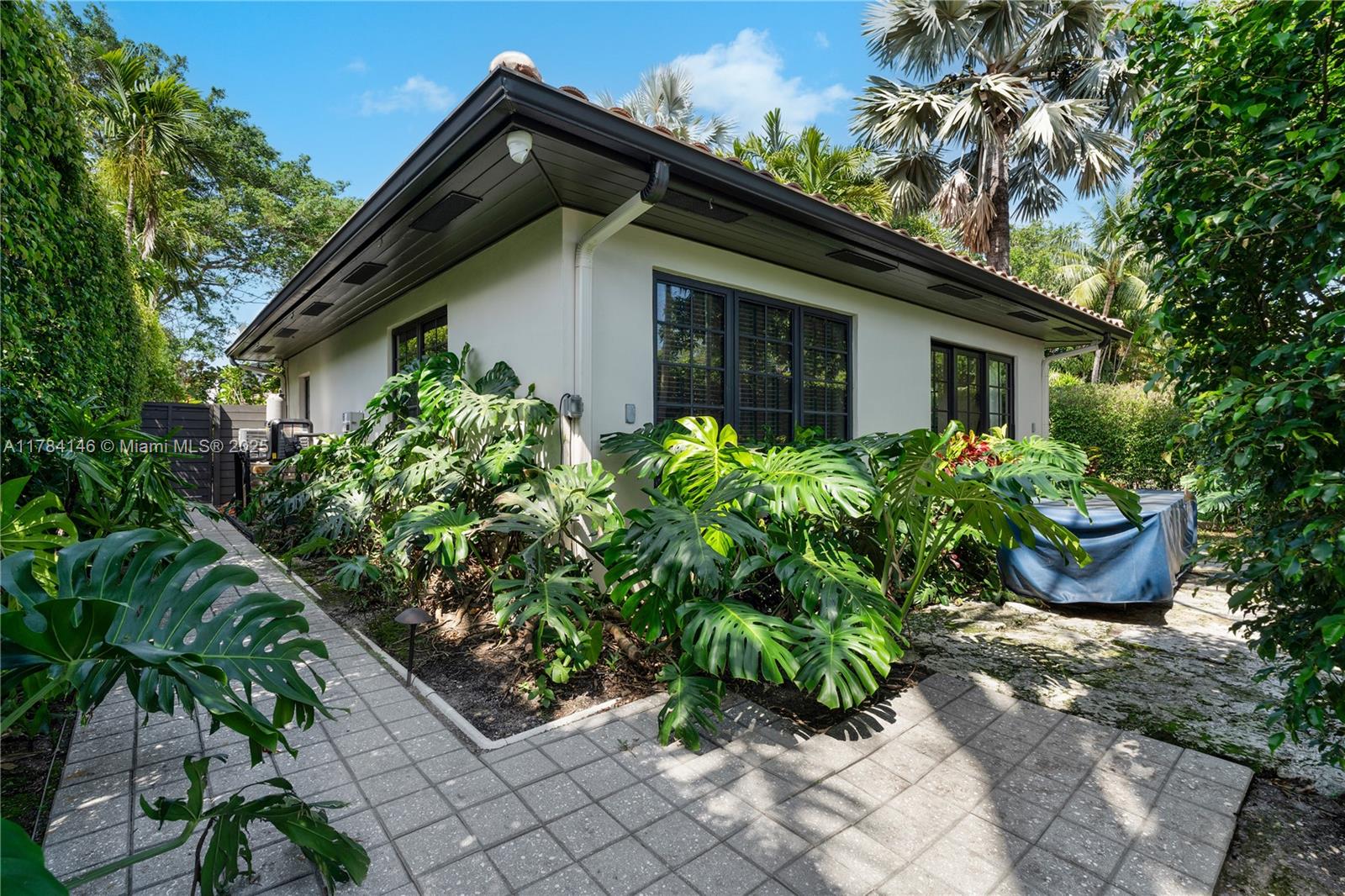 100 E Dilido Dr Miami Beach, FL 33139