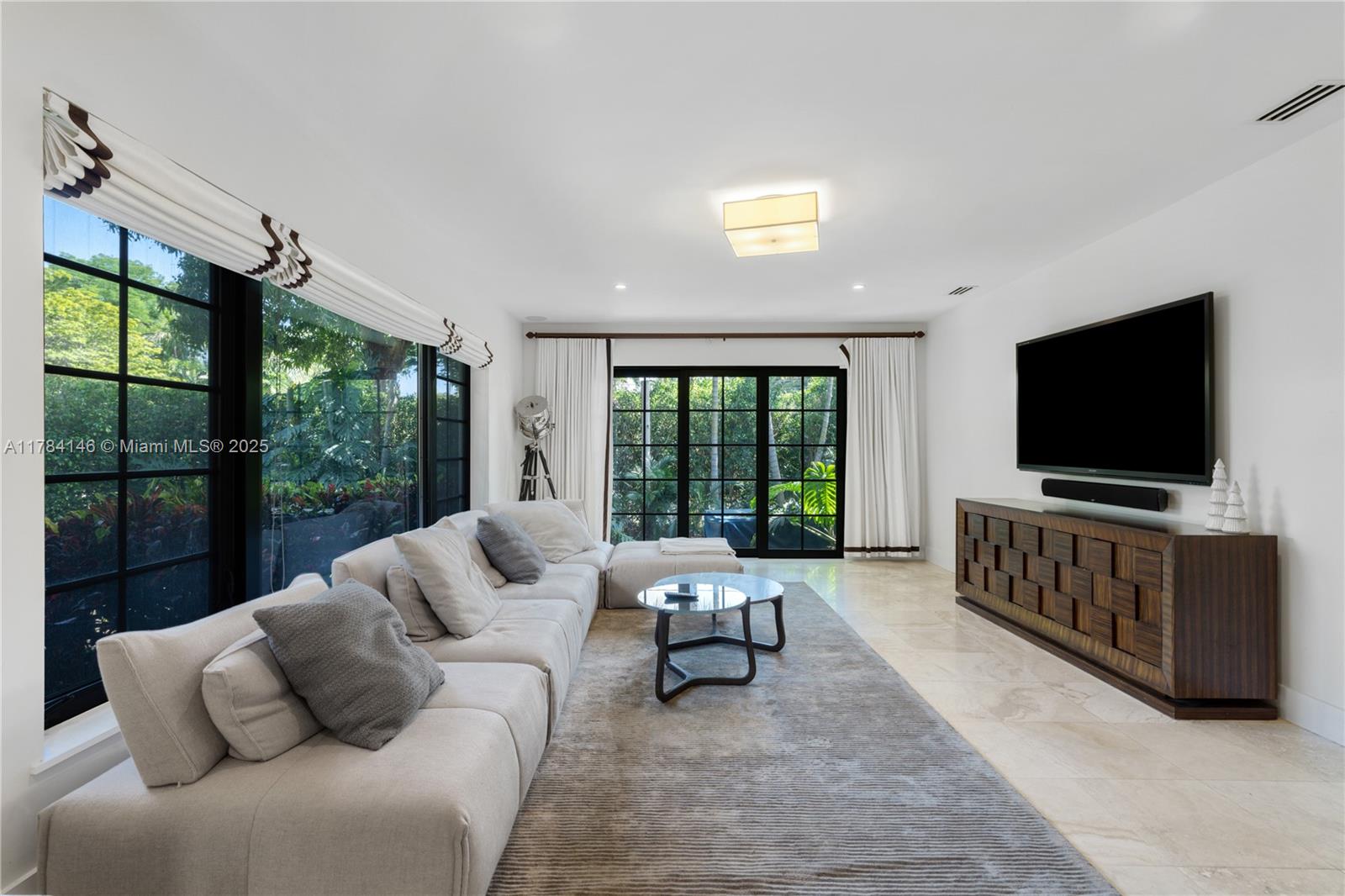 100 E Dilido Dr Miami Beach, FL 33139