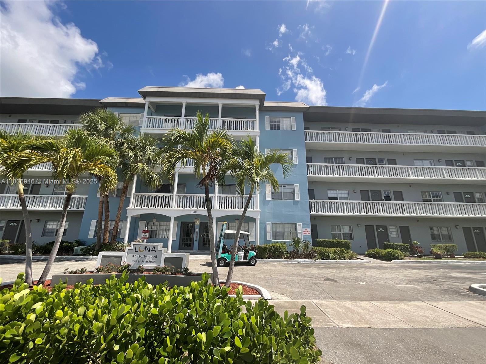 3501 Jackson St #305