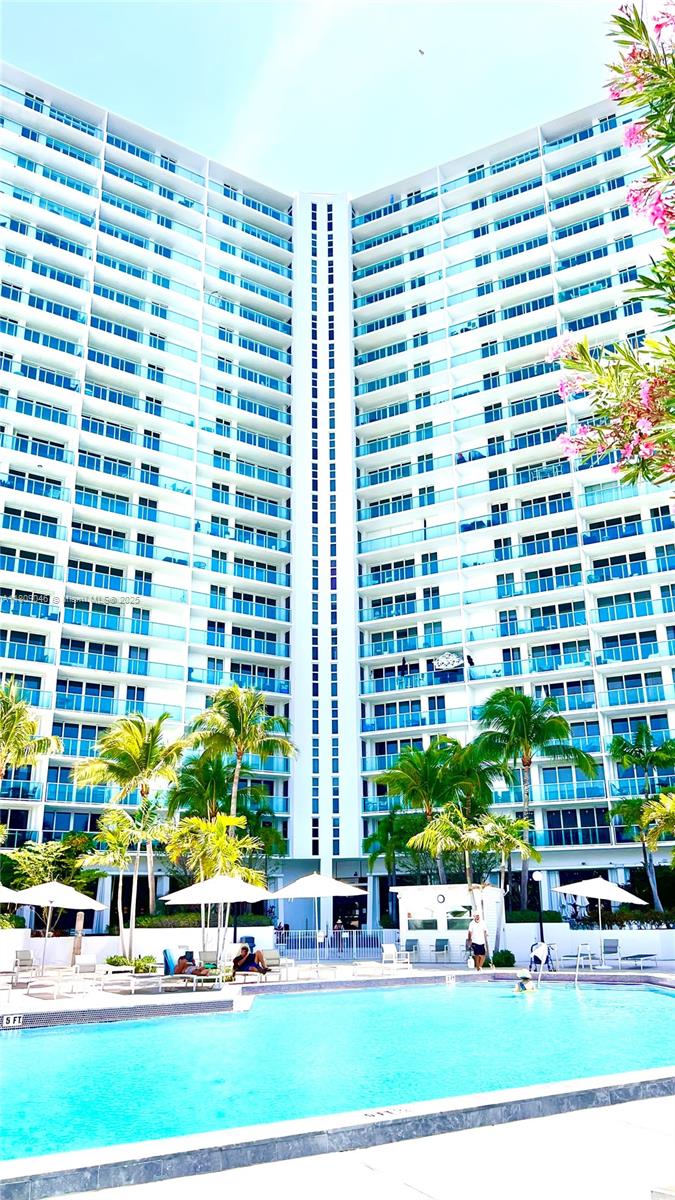 image Arlen House East24