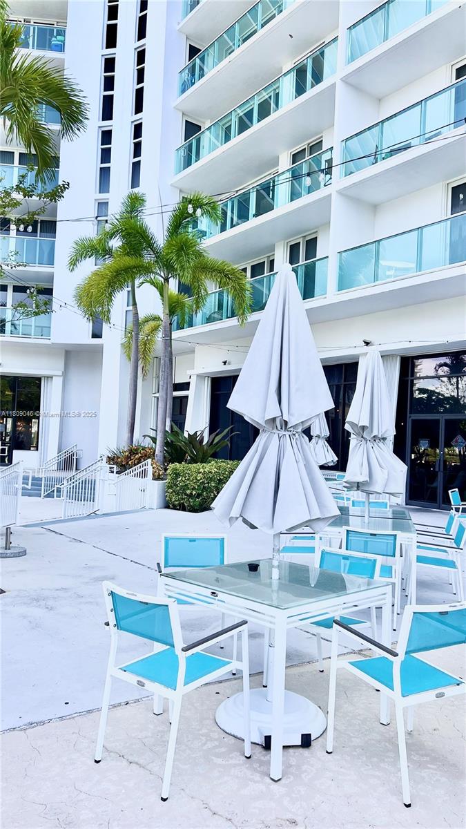 image Arlen House East26