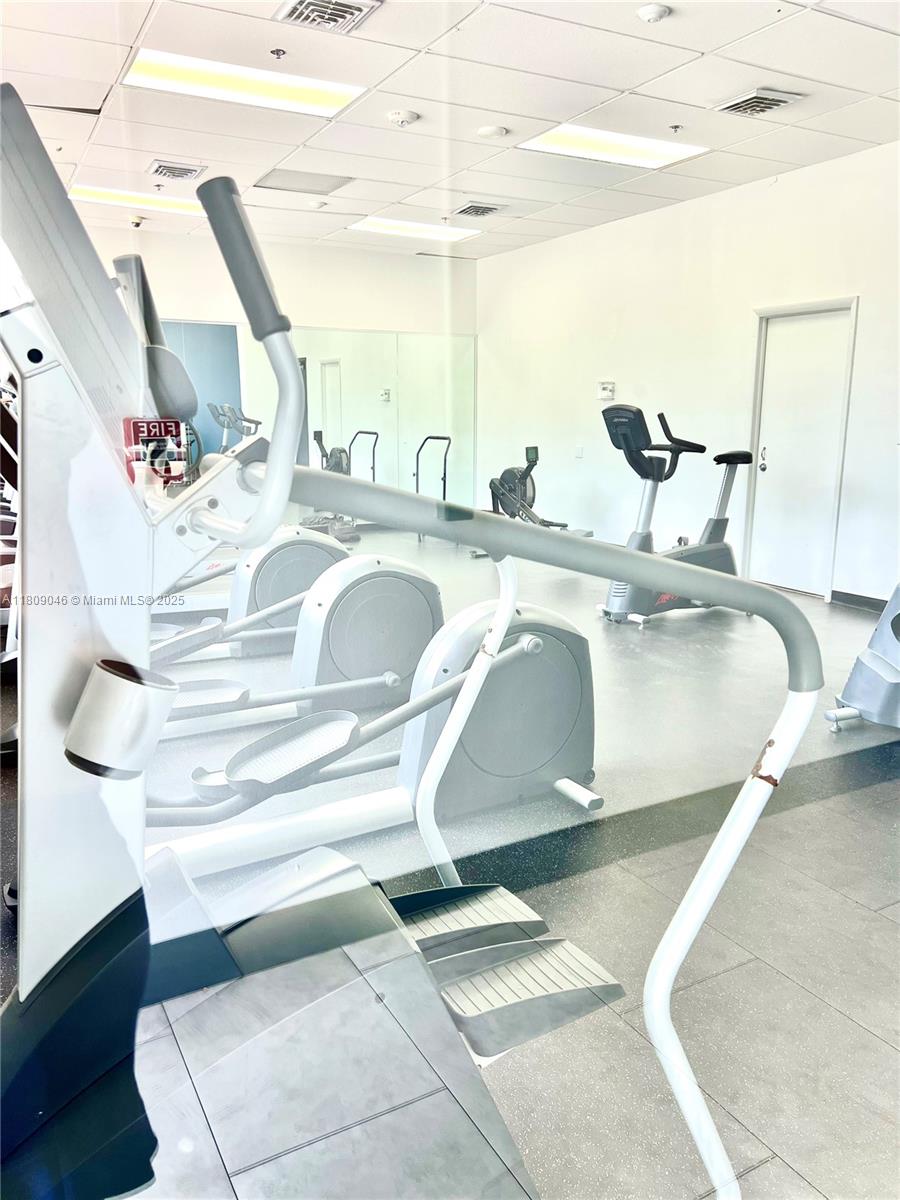 image Arlen House East30