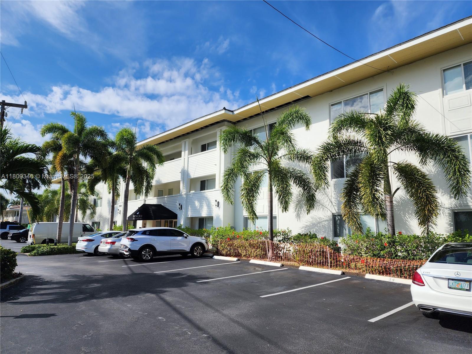 2881 NE 32nd St #320,Fort Lauderdale, FL 33306