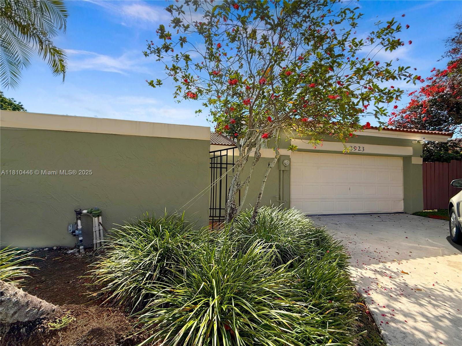 8923 SW 151st Ct,Miami, FL 33196