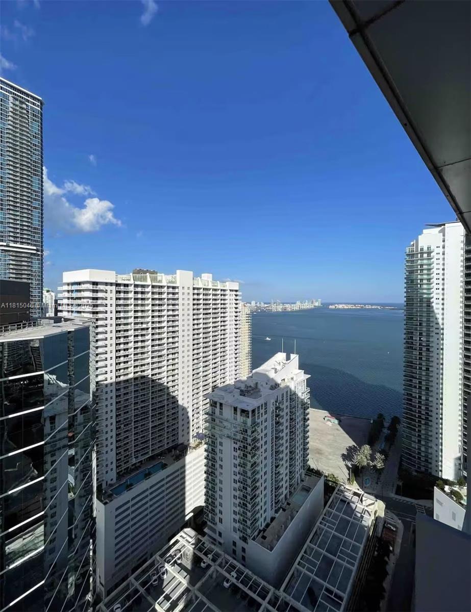 image Mayfield Condo13
