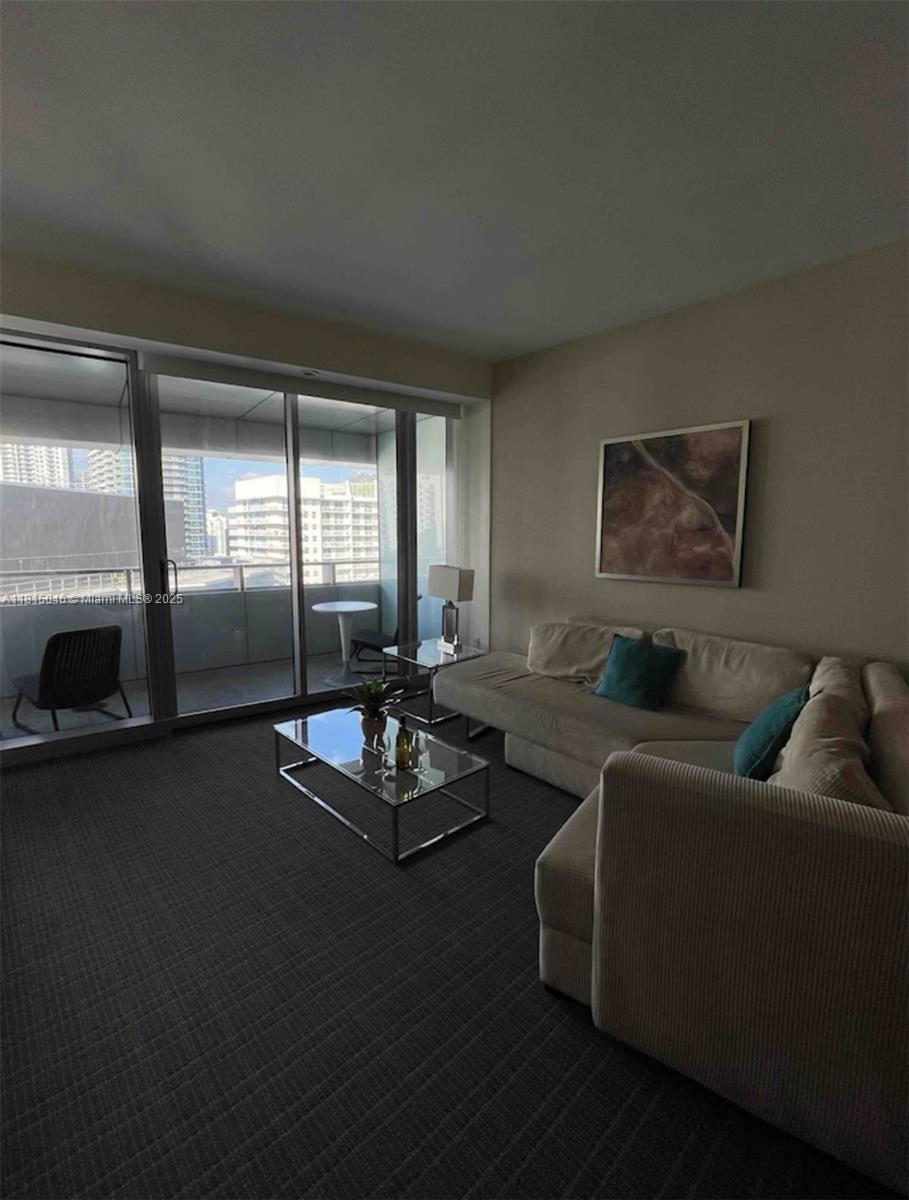 image Mayfield Condo4
