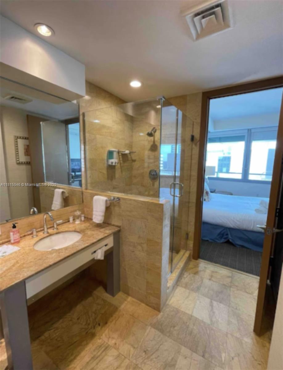 image Mayfield Condo8