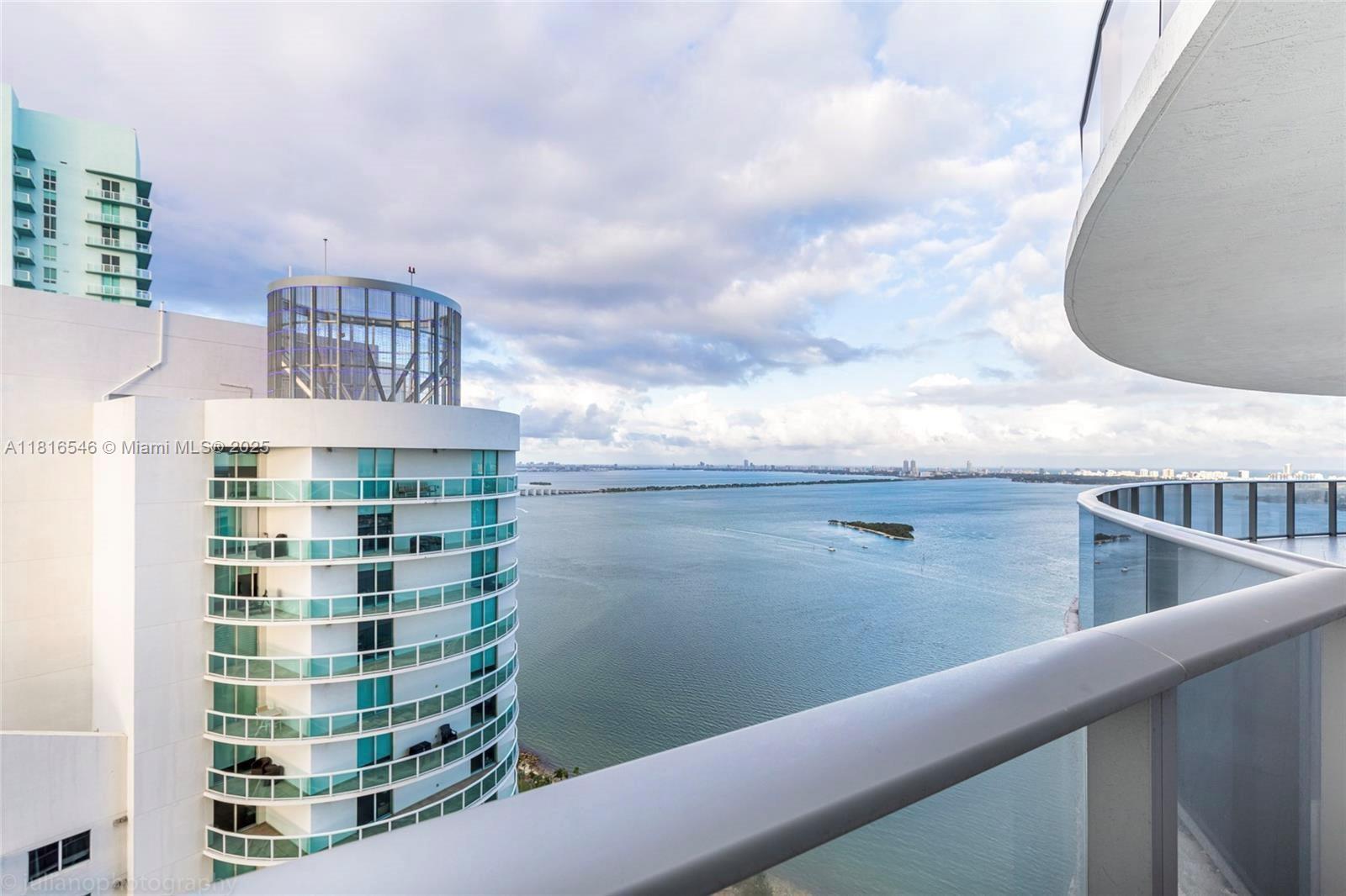 image Aria On The Bay Condo31