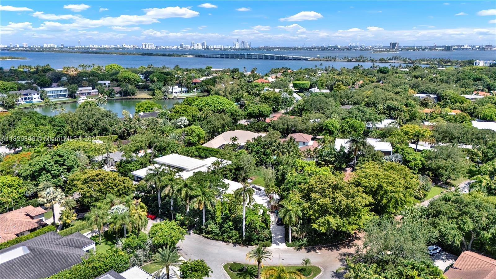 520 Bay Pt Rd Miami, FL 33137 520 Bay Pt Rd Miami, FL 33137