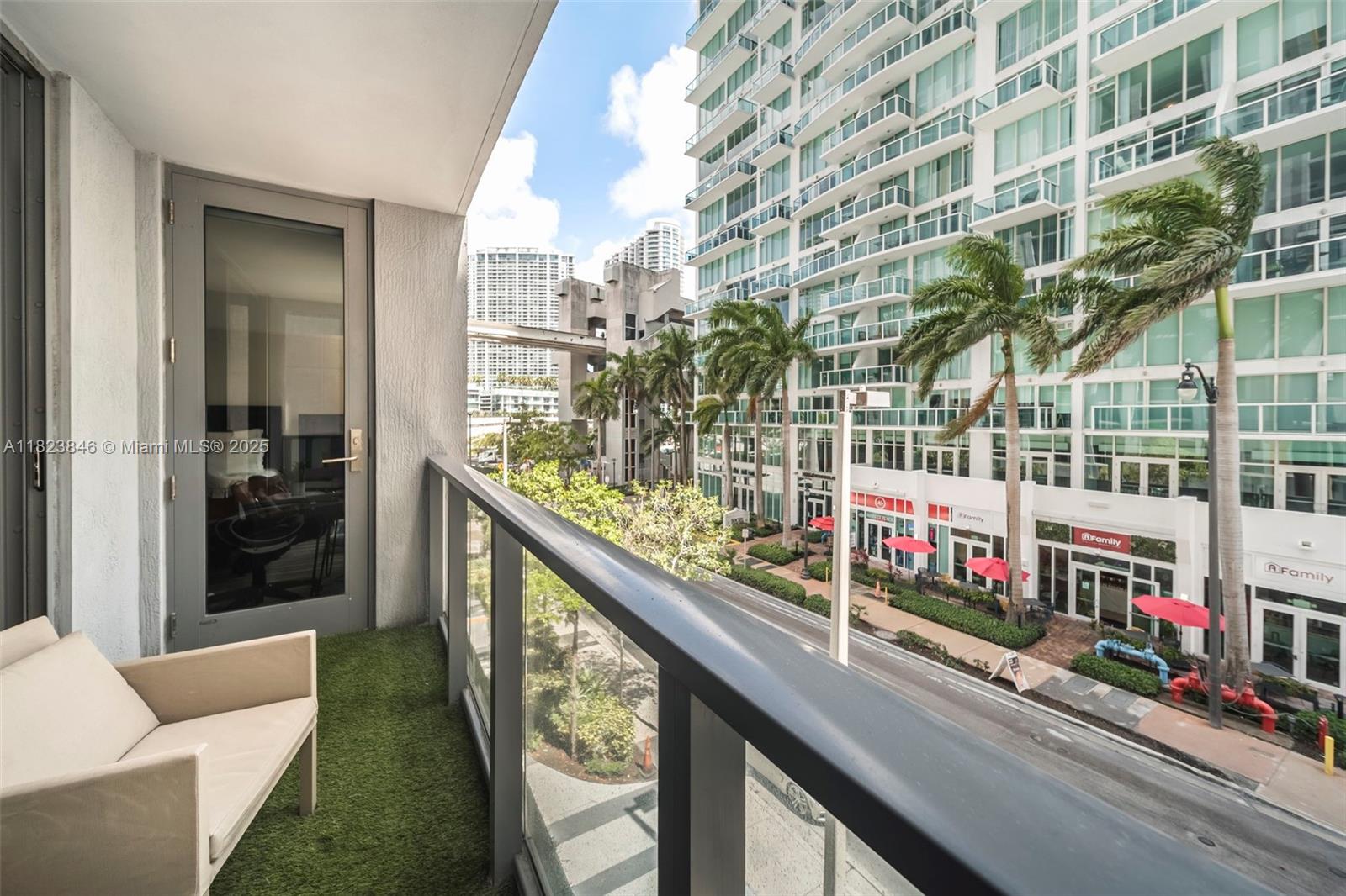 image Mybrickell Condo21