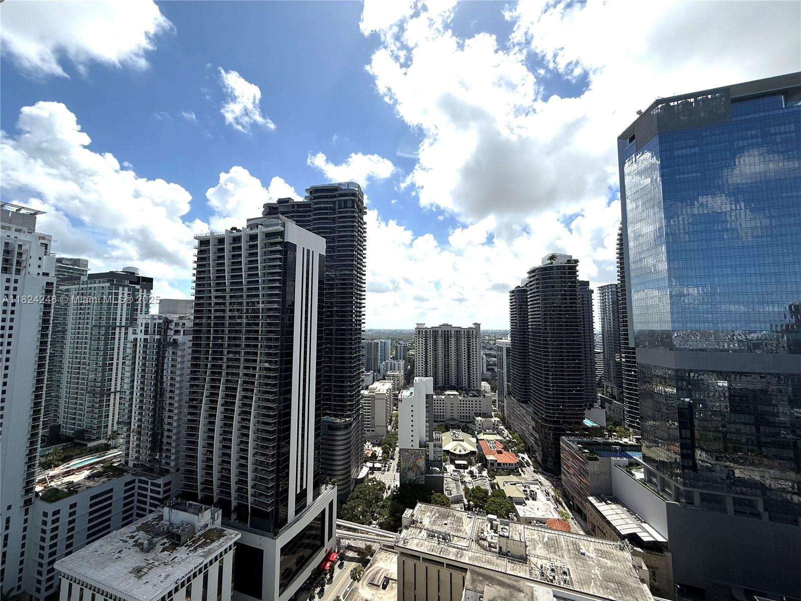 image The Plaza On Brickell16