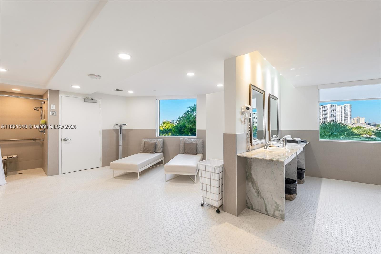 image Ocean Two Condo10
