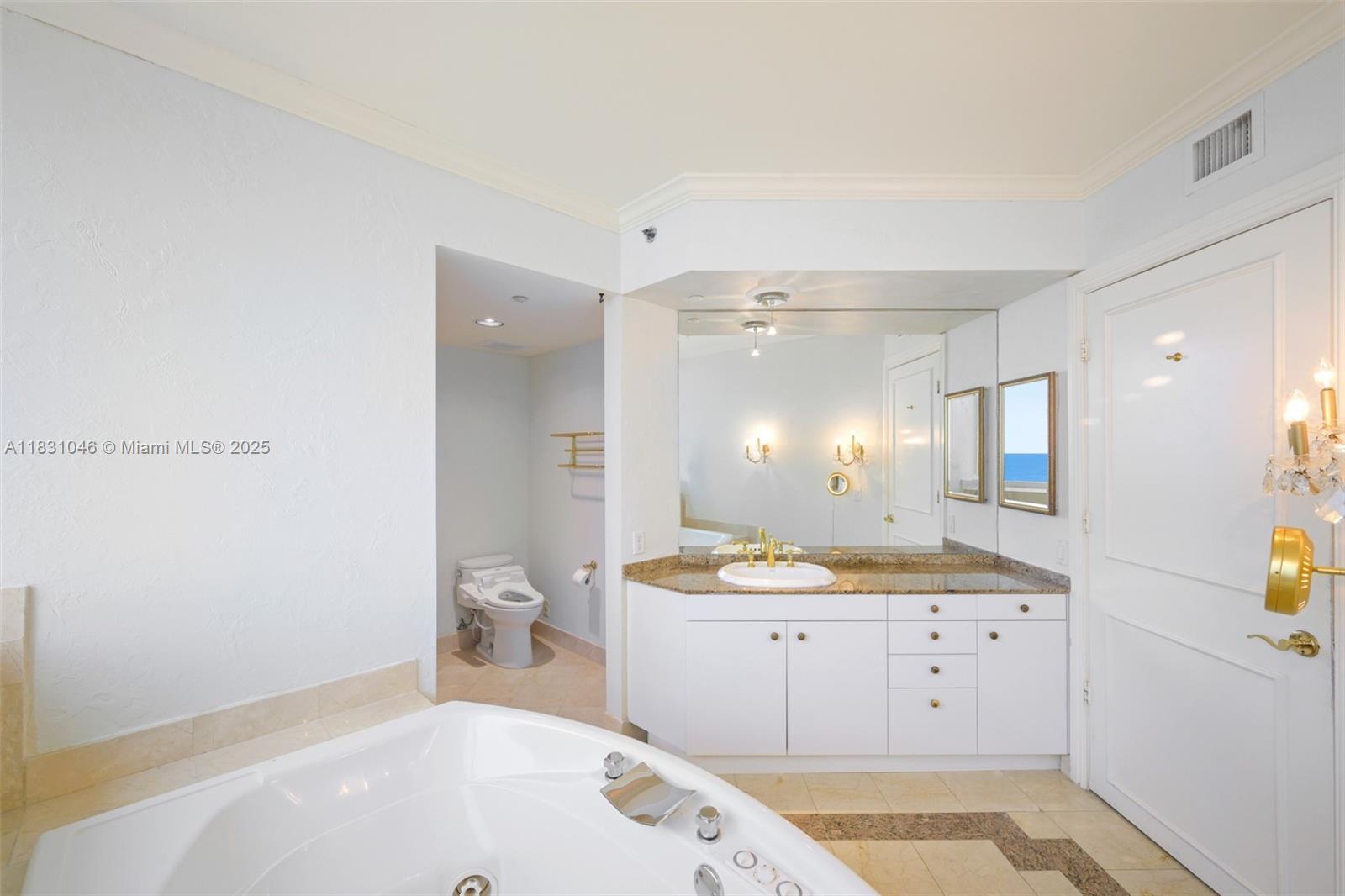 image Ocean Two Condo30
