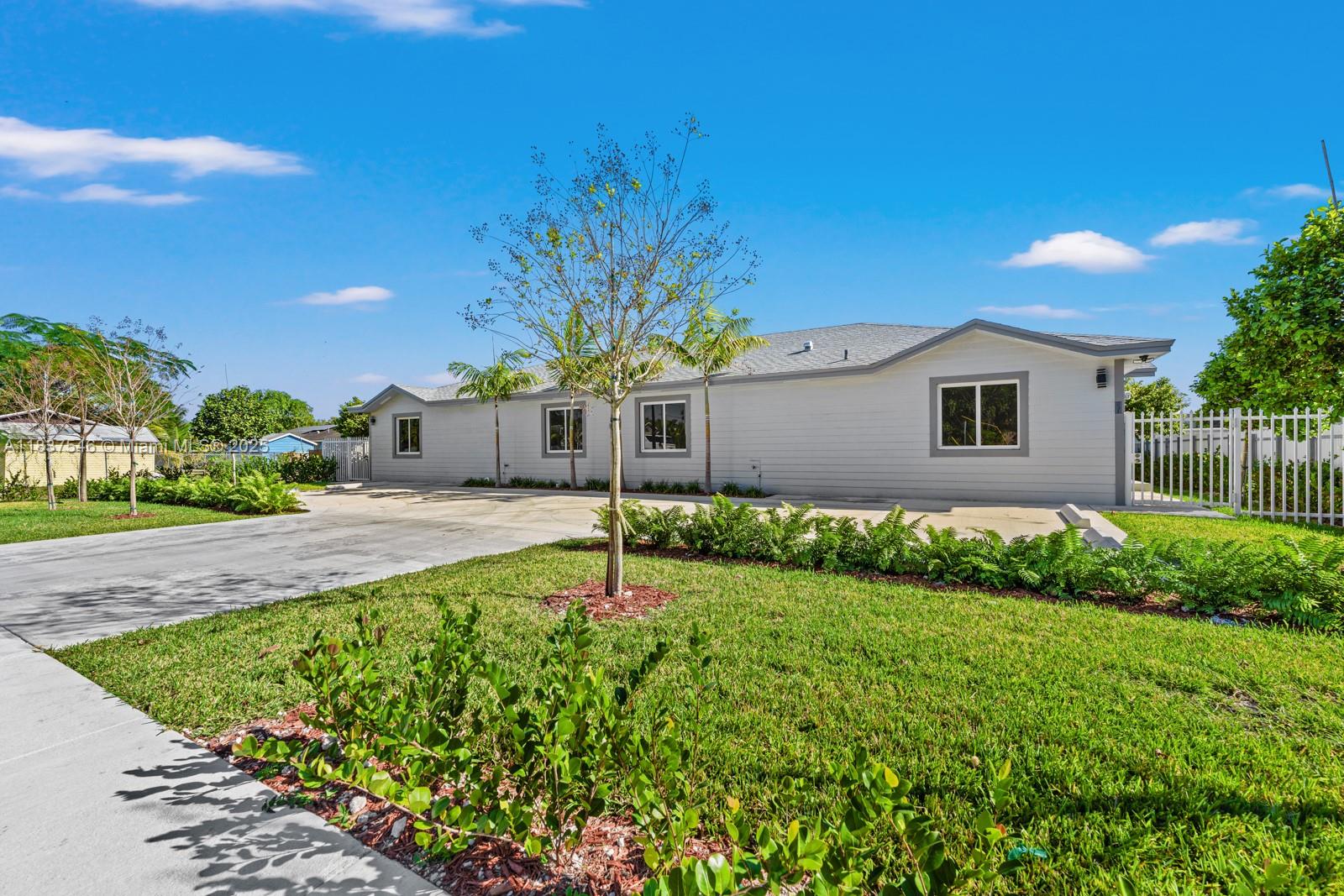 231 NW 3rd Ave