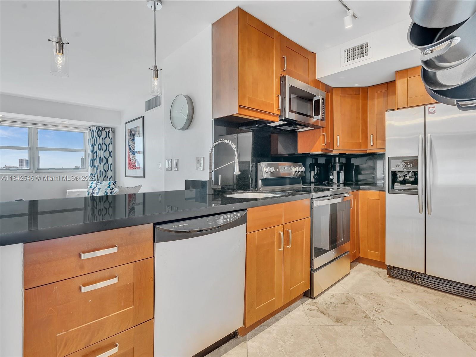 1881 Washington Ave #10G,Miami Beach, FL 33139