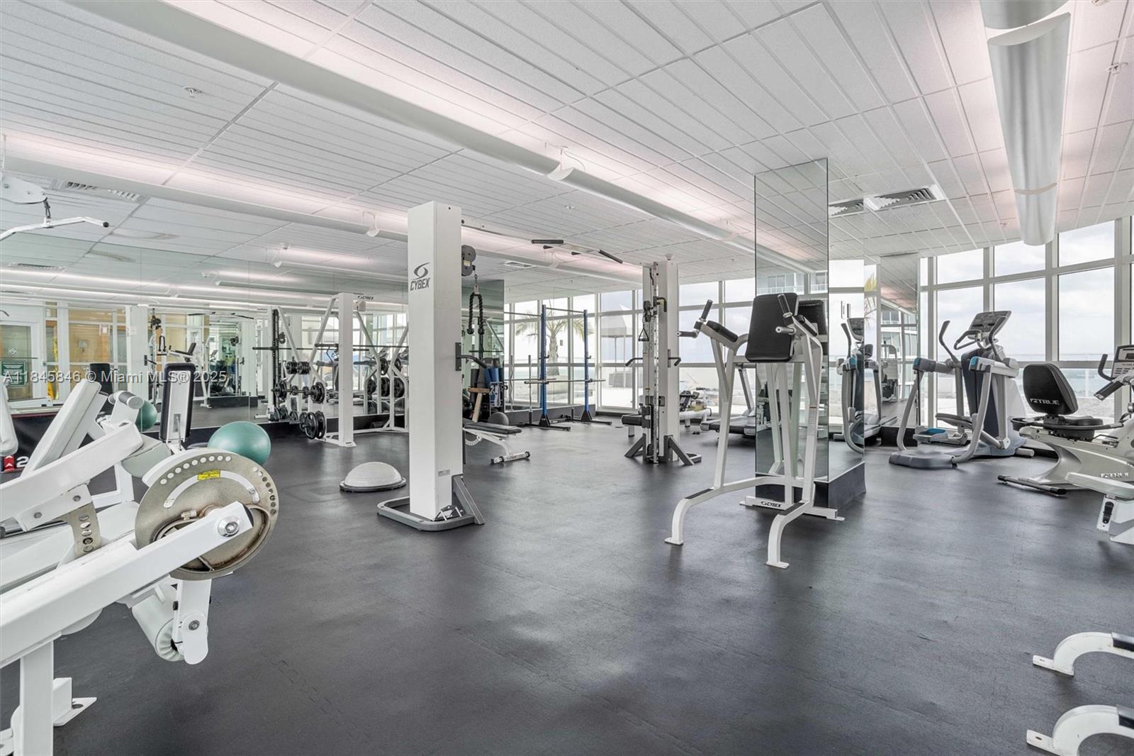 image The Emerald At Brickell21