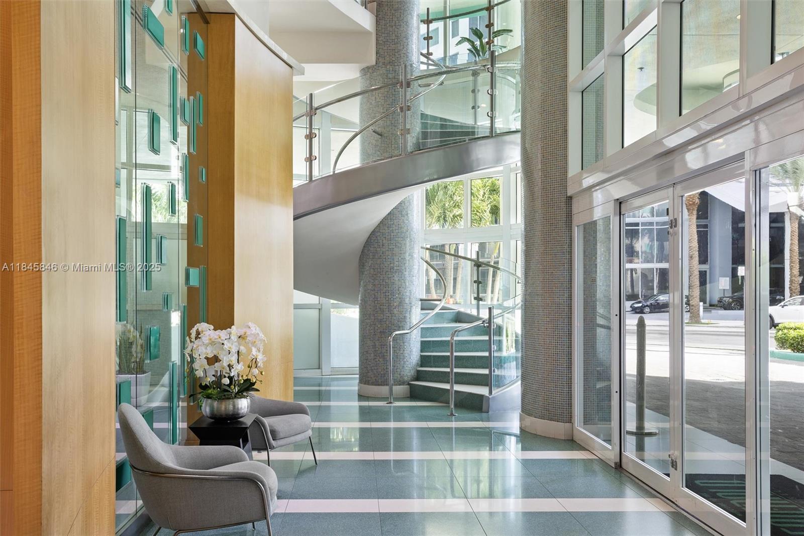 image The Emerald At Brickell25