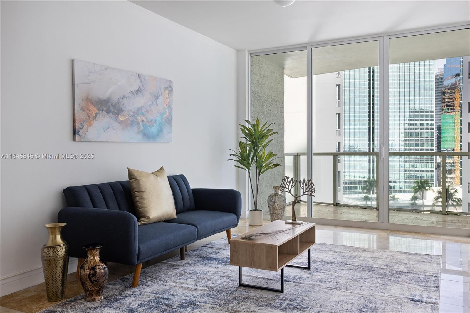 image The Emerald At Brickell3