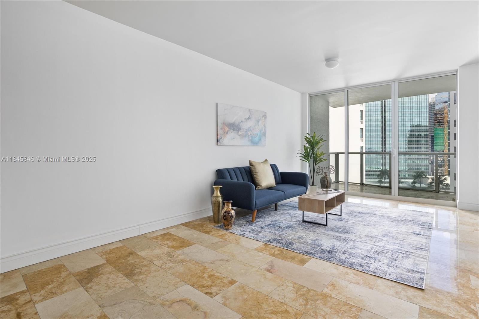 image The Emerald At Brickell4