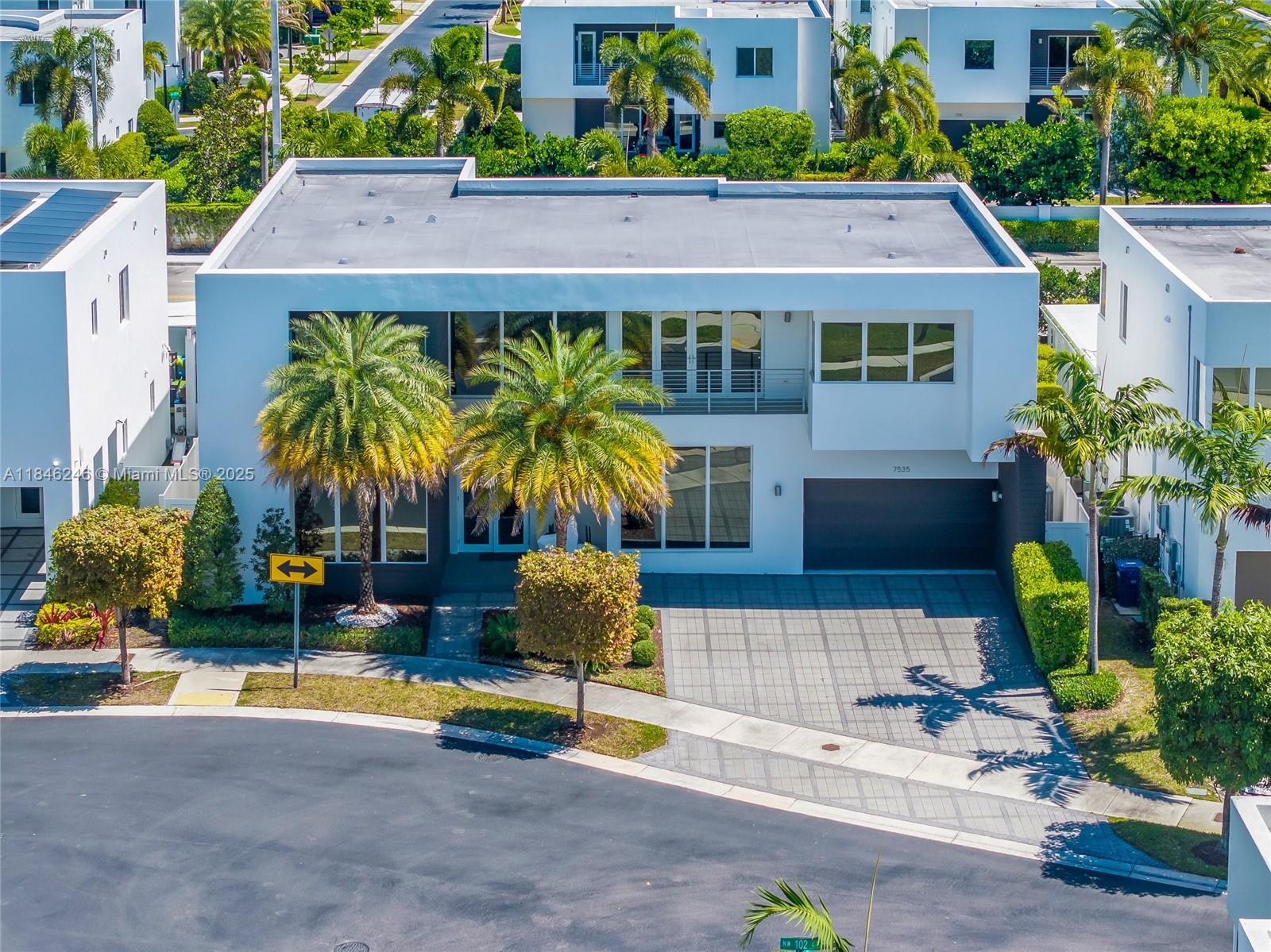 7535 NW 102nd Ct Doral, FL 33178