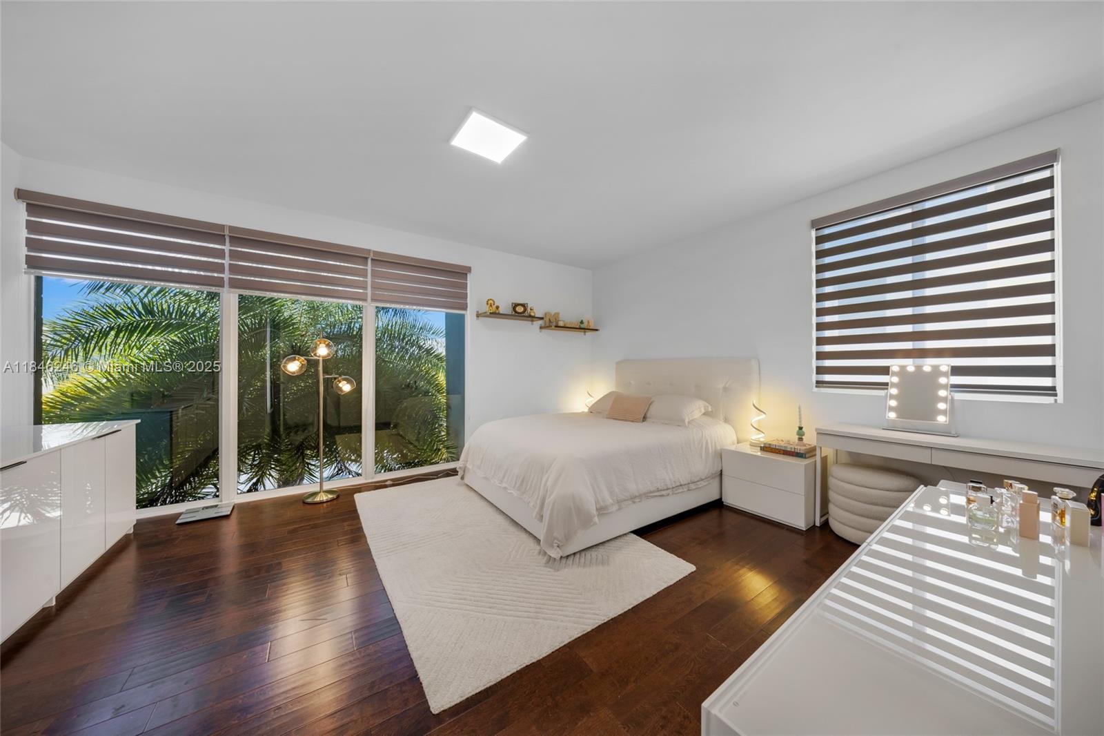 7535 NW 102nd Ct Doral, FL 33178