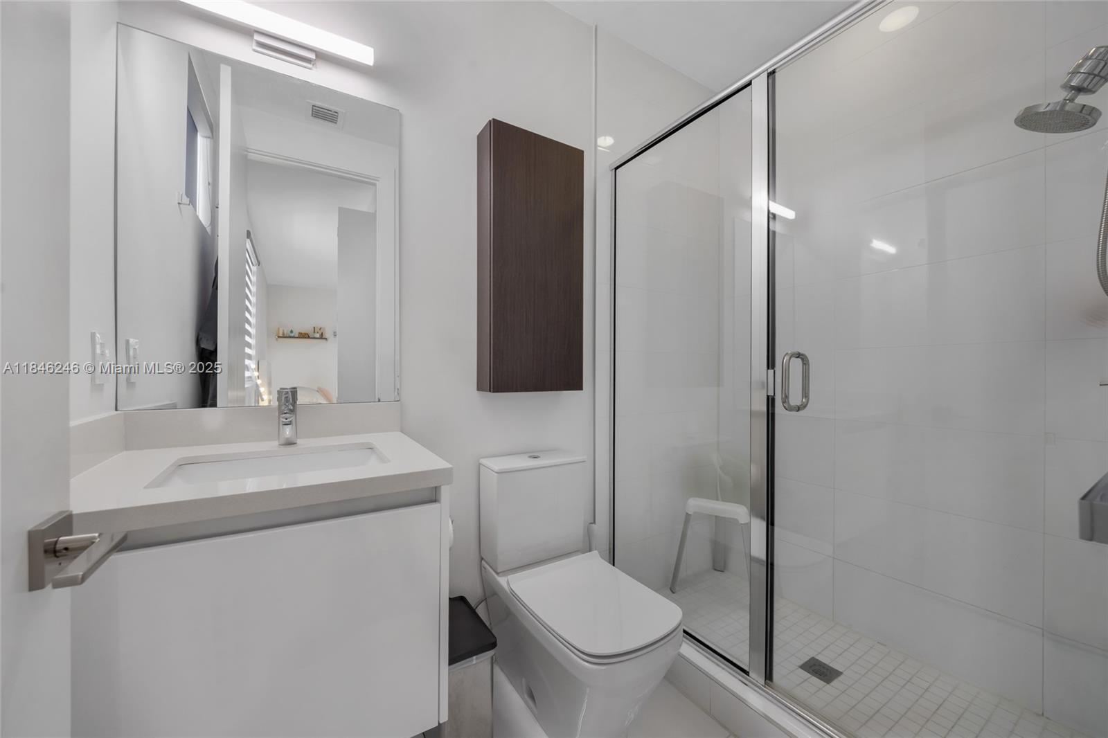 7535 NW 102nd Ct Doral, FL 33178