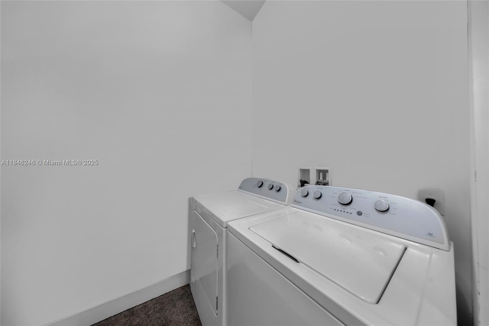 7535 NW 102nd Ct Doral, FL 33178