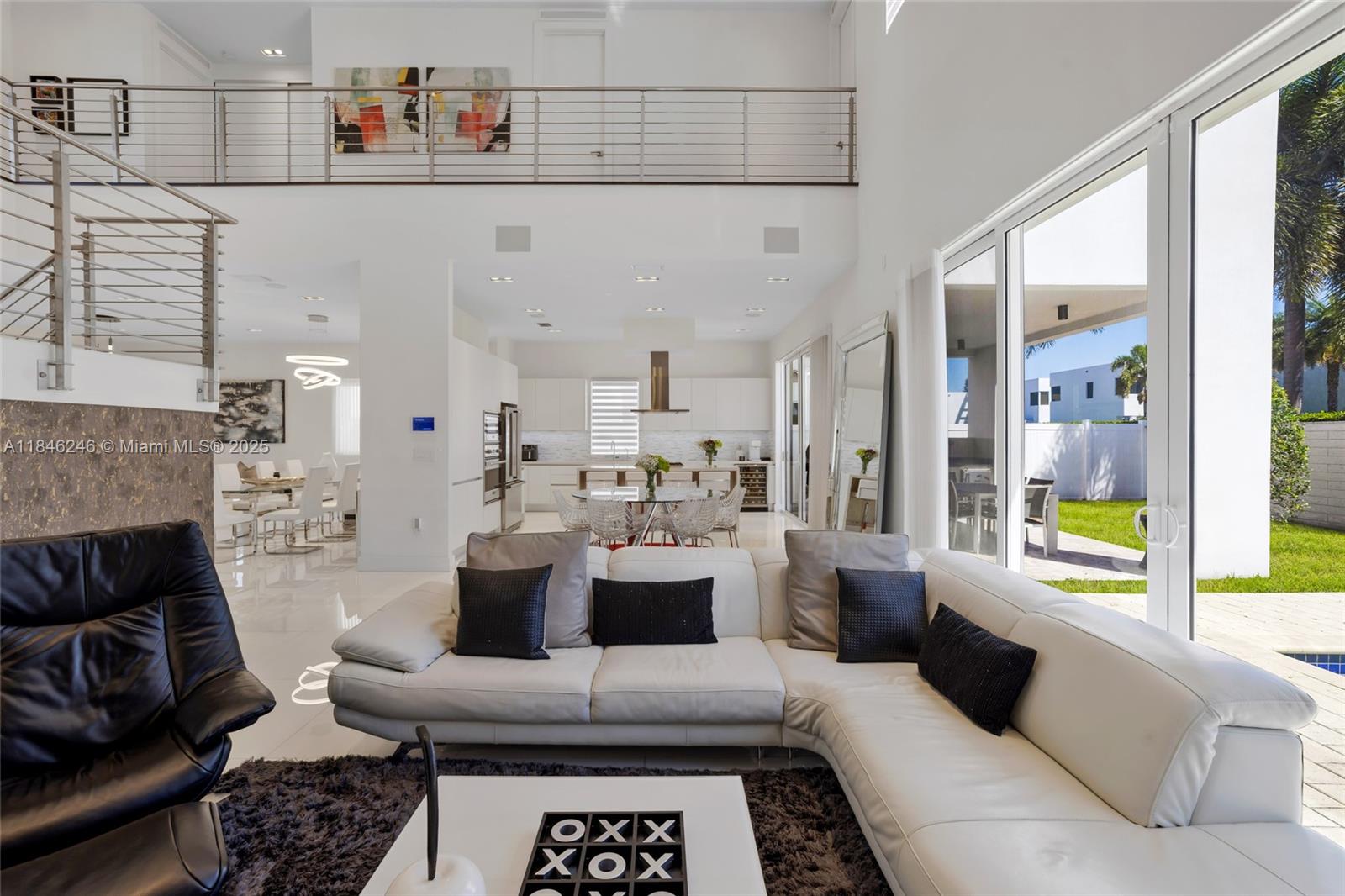 7535 NW 102nd Ct Doral, FL 33178