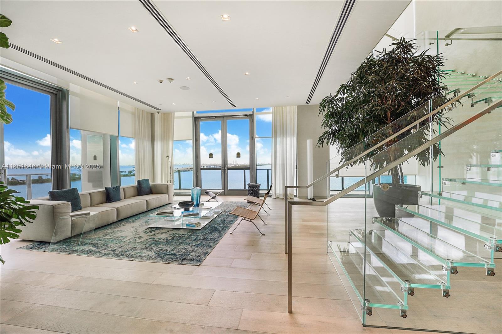 image One Paraiso Condo14